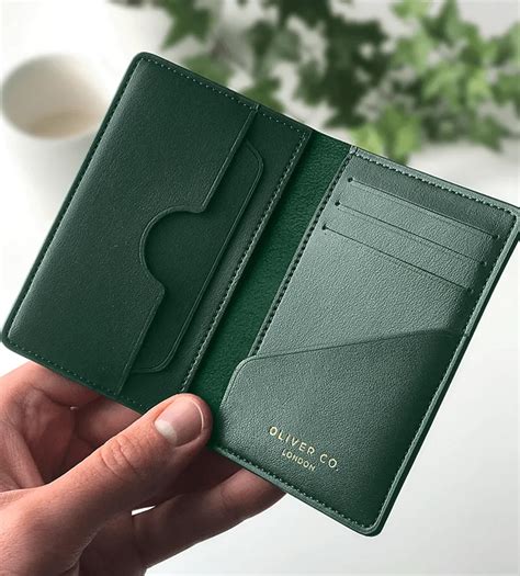 men's slim wallet gucci|minimalist wallet Gucci.